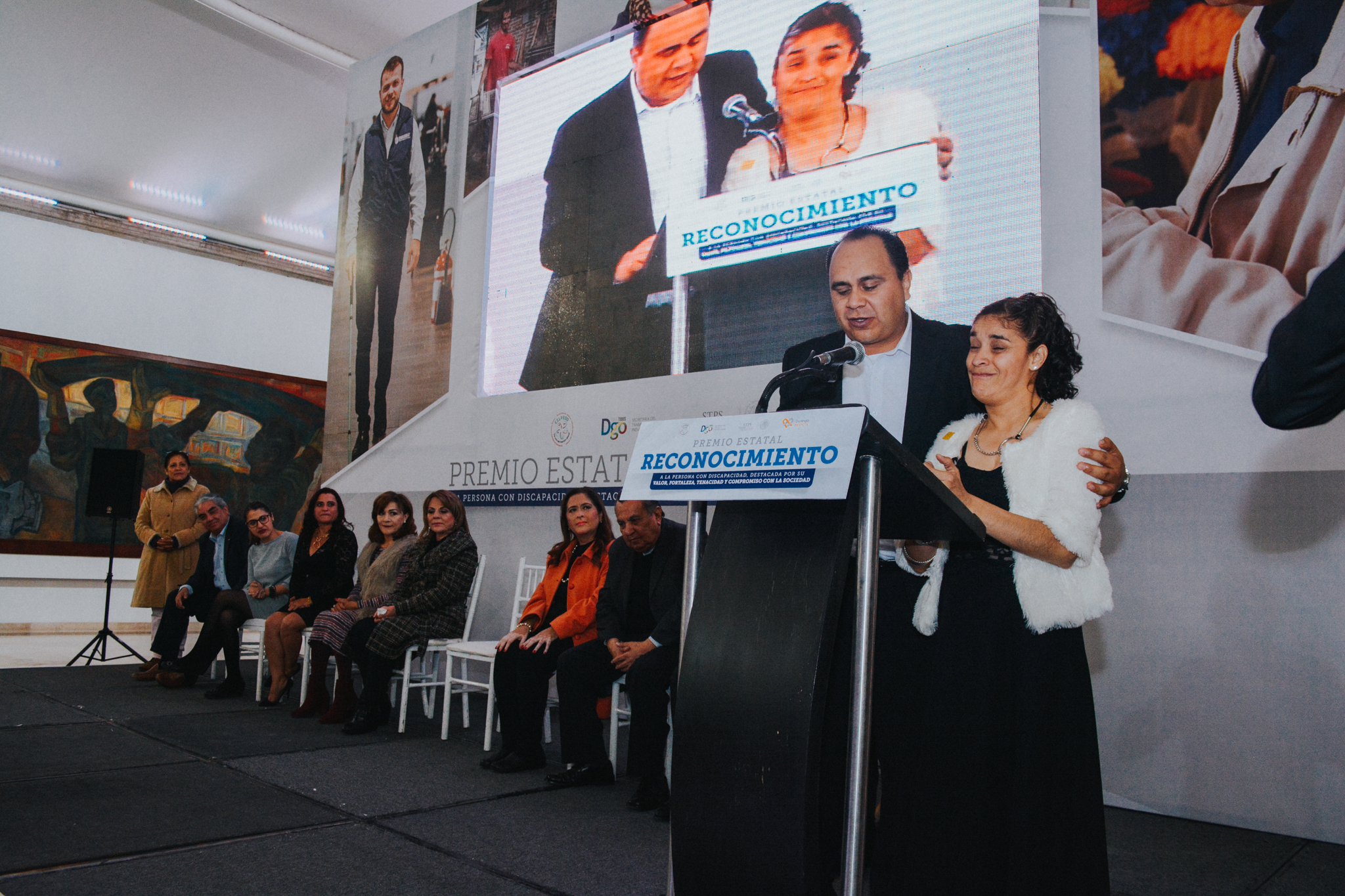 SE PREMIAN A TRABAJADORES CON DISCAPACIDAD EN EL ESTADO