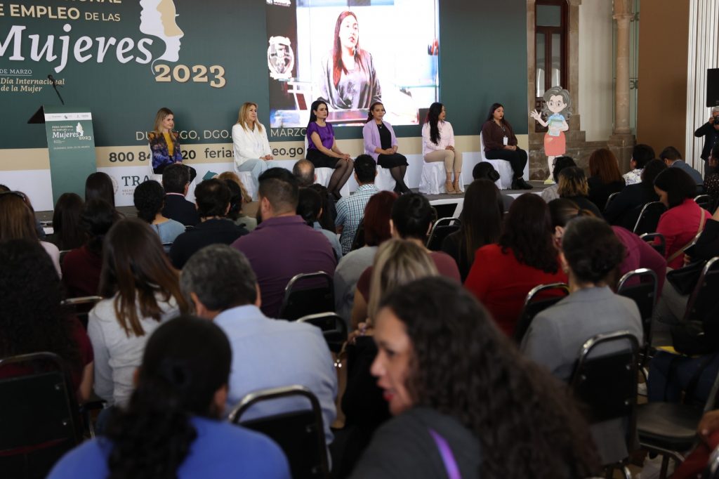 Esteban acerca empleo digno, seguro y formal para mujeres