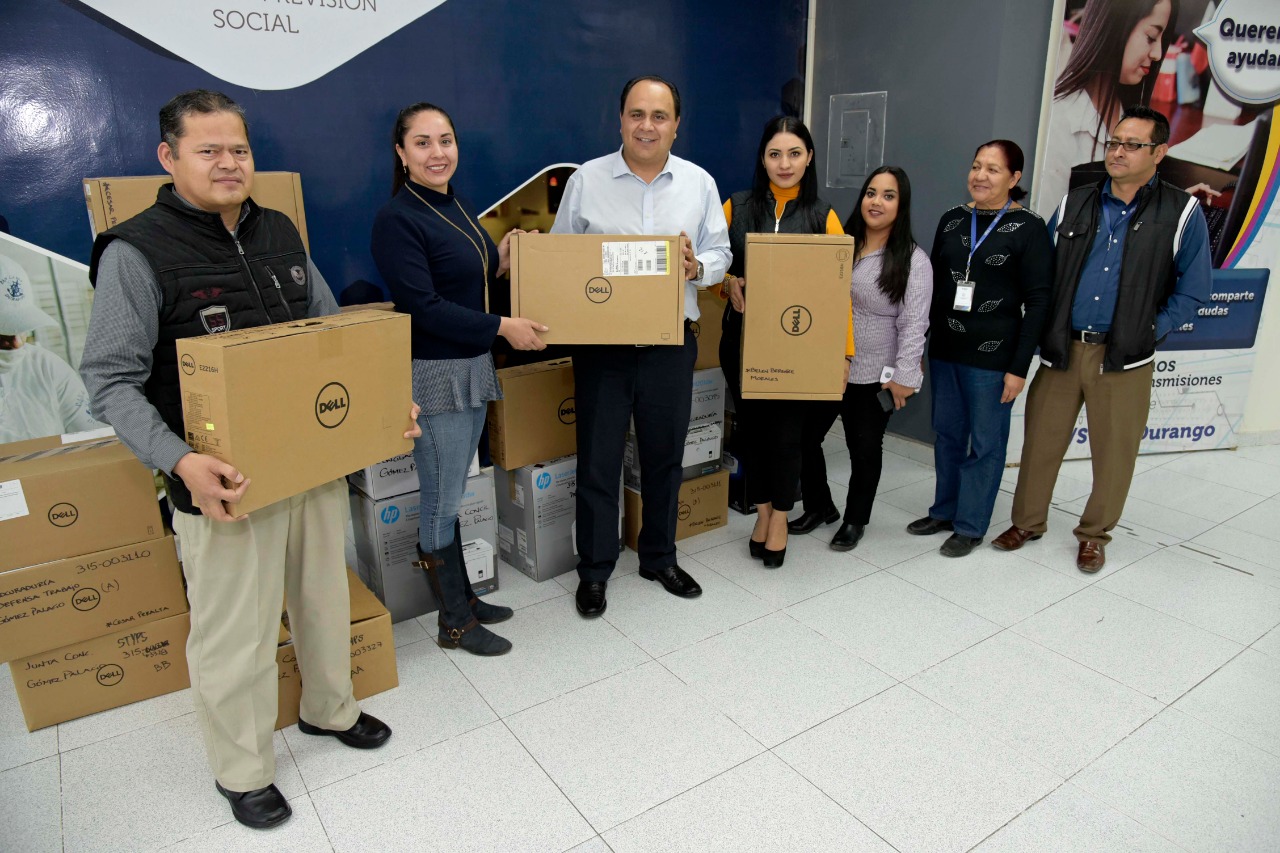 SE ENTREGA EQUIPO PARA LAS COORDINACIONES DE LA STYPS EN GÓMEZ PALACIO.